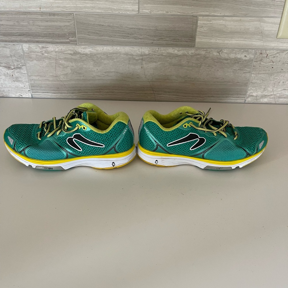 Newton Fate ll Running Shoes. 7.5 - Picture 2 of 5